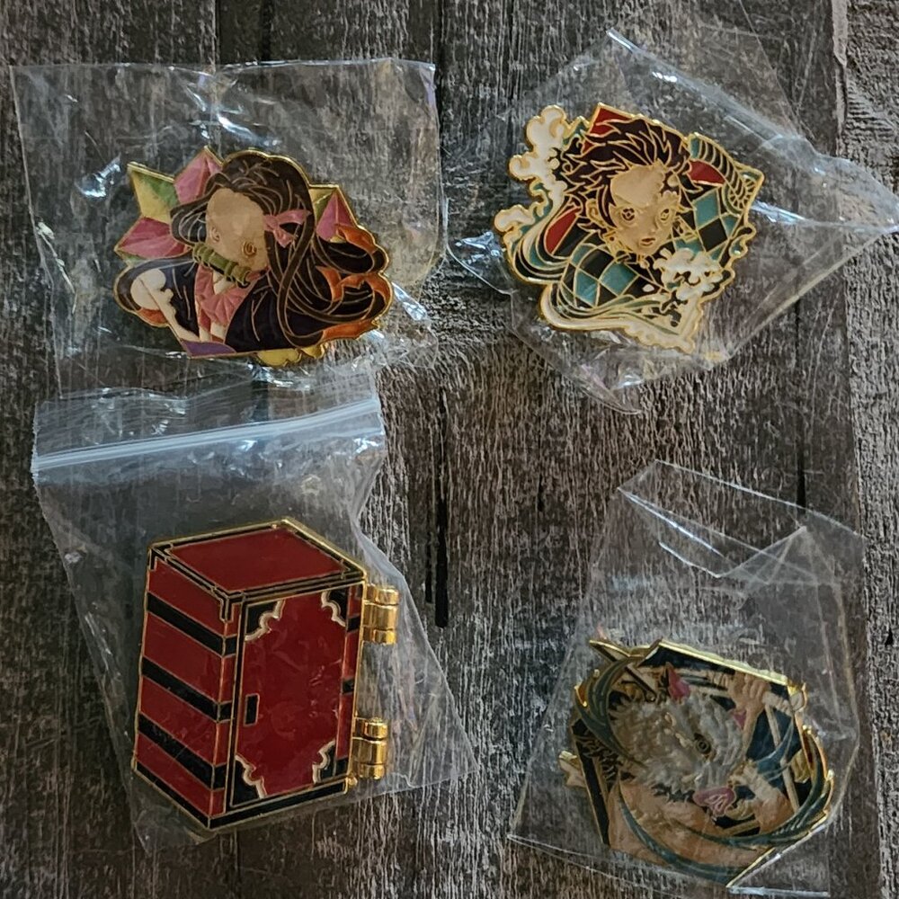 Fan Art Demon Slayer Enamel Pin Set Nezuko Tanjiro Inosuke & Box Design
